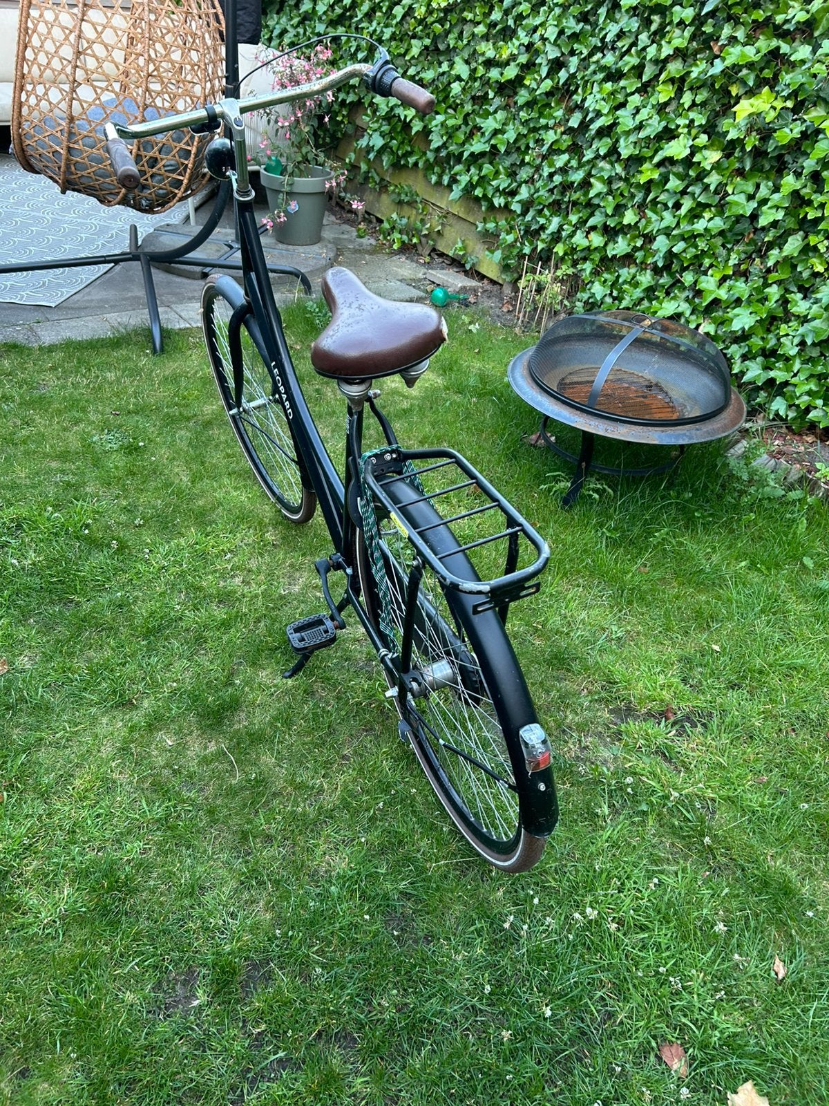 Leopard oma fiets, Ophalen, Gebruikt