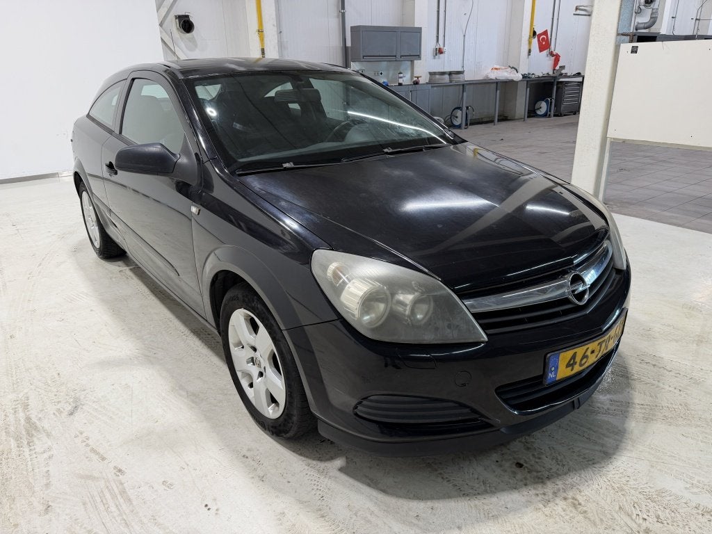 Opel Astra GTC 1.4 Edition (bj 2006), Voorwielaandrijving, Stof, Gebruikt, 4 cilinders