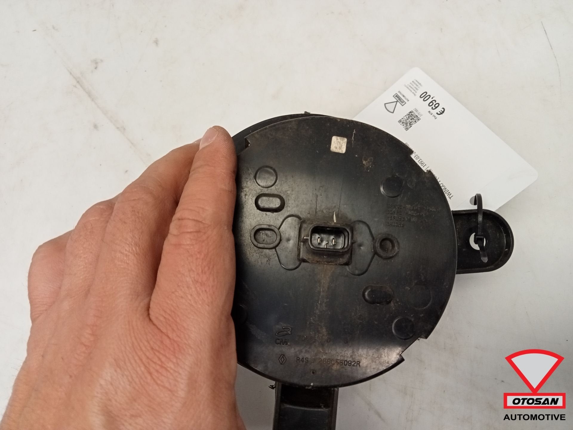 Renault Twingo 3 14+ Dagrijverlichting LED Links 266056092R, Renault Group, Gebruikt, Contact.group@renault.com, Renault