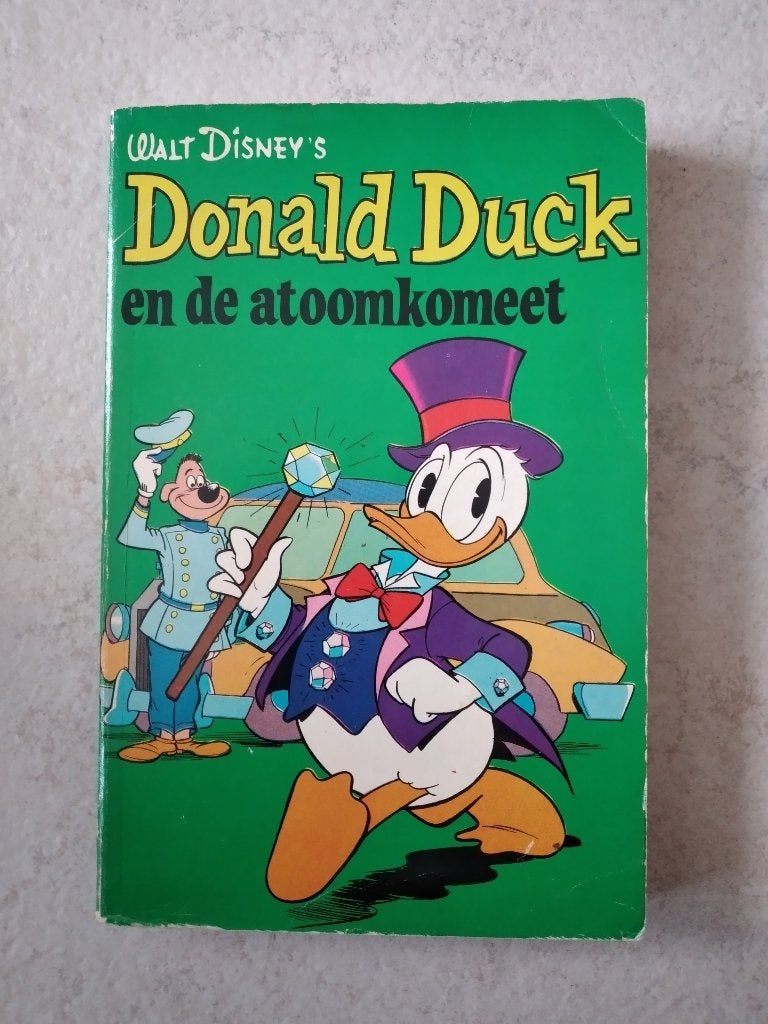 Donald Duck en de Atoomkomeet Pocket, Gelezen, Eén stripboek, Ophalen of Verzenden, Walt Disney  Donald duck