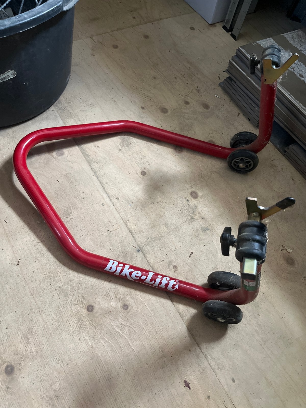 Bike-Lift Motorfiets paddockstand rood, Ophalen, Zo goed als nieuw