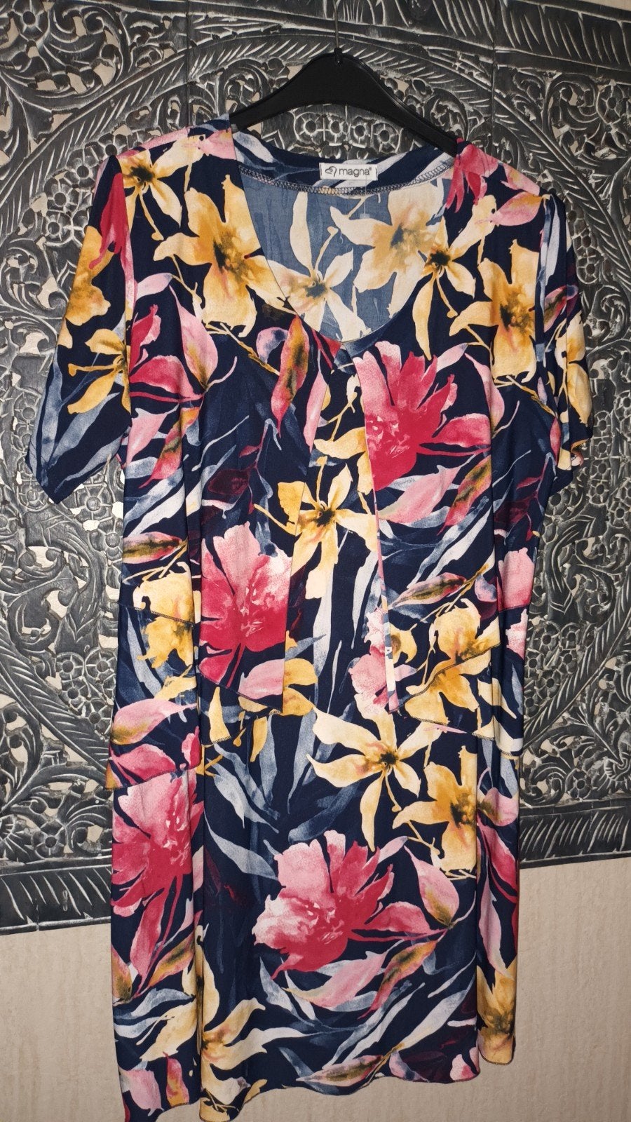 Magna Tuniek met Bloemenprint - Maat 42/44, Kleding | Dames, Blouses en Tunieken, Meerkleurig, Maat 42/44 (L), Ophalen of Verzenden
