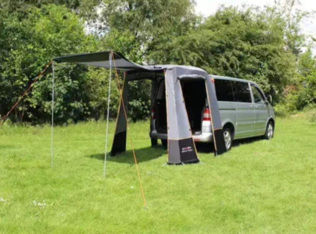 Kleptent te koop, zgan. Stahoogte: 2 m. L x b: 2 x 2 m., Ophalen, Tot en met 2