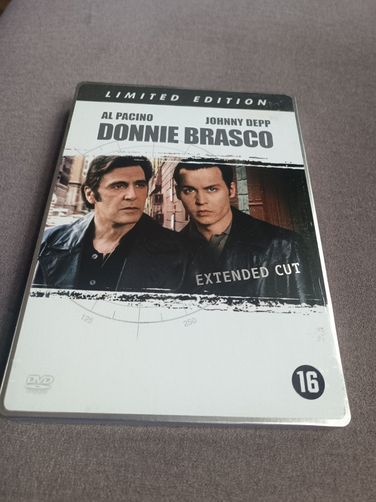 Donnie brasco steelbook - dvd, Vanaf 16 jaar, Ophalen of Verzenden, Zo goed als nieuw, Actiethriller
