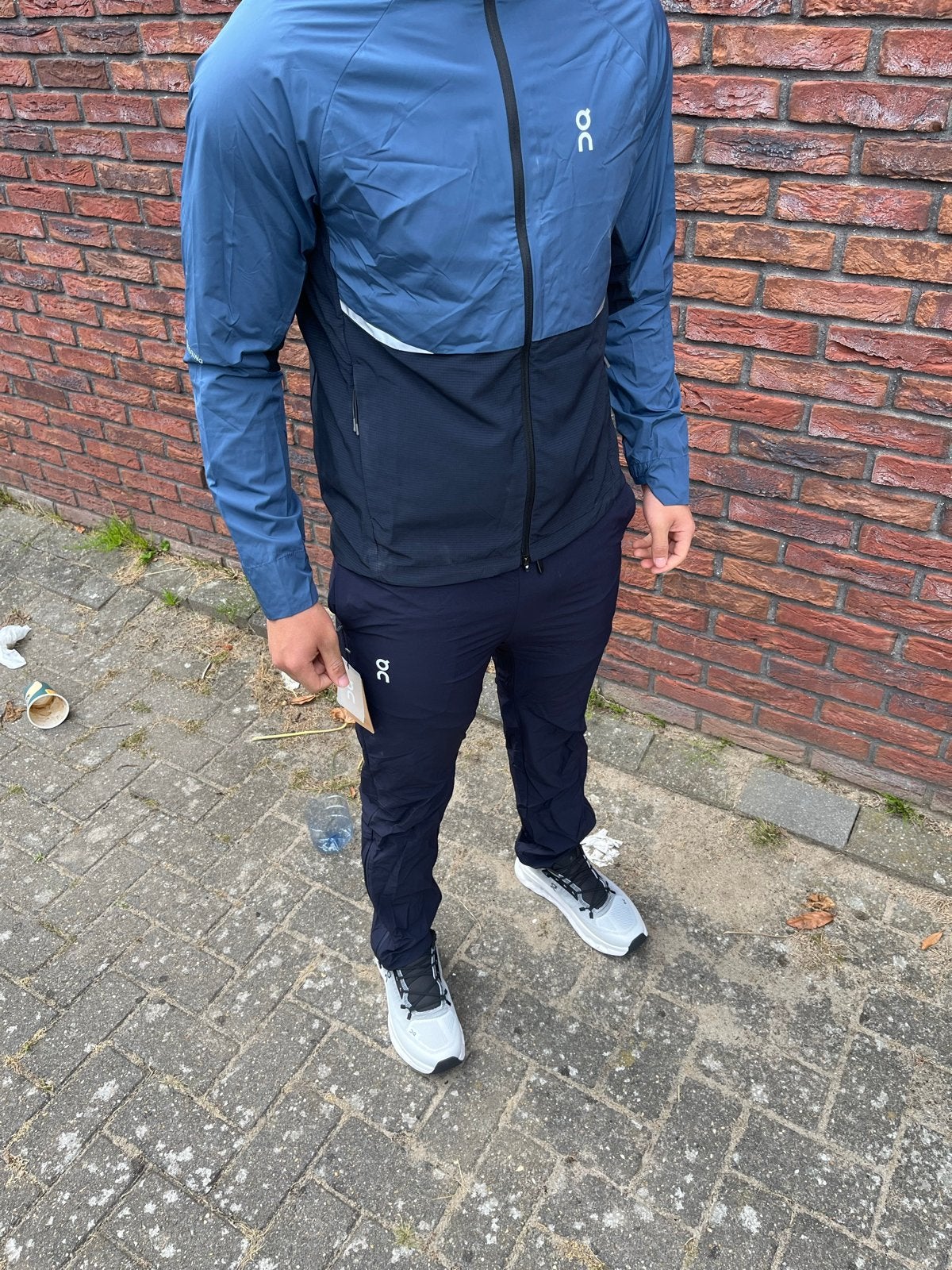 Oncloud trainingspak & schoenen maat M & L ,, Kleding | Heren, Ophalen of Verzenden, Zo goed als nieuw, Maat 48/50 (M), Blauw