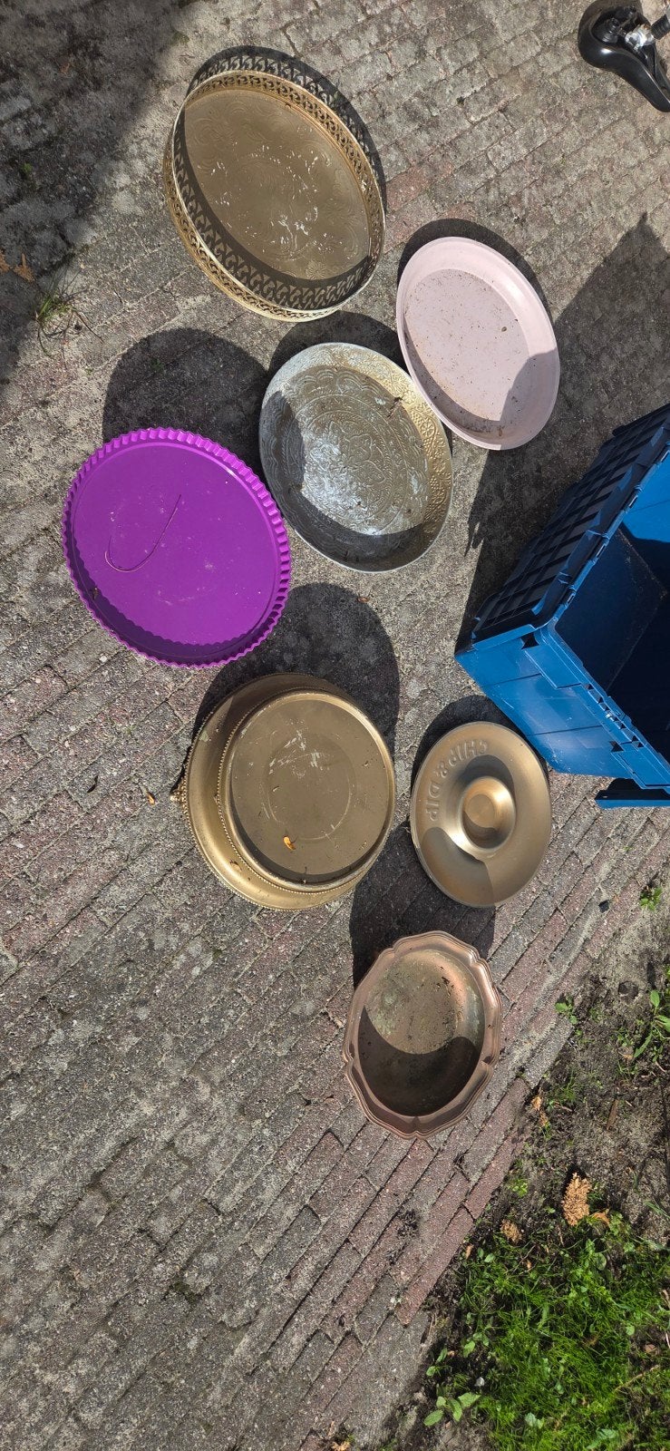 Gratis ophalen: Diverse schalen en dienbladen, Ophalen