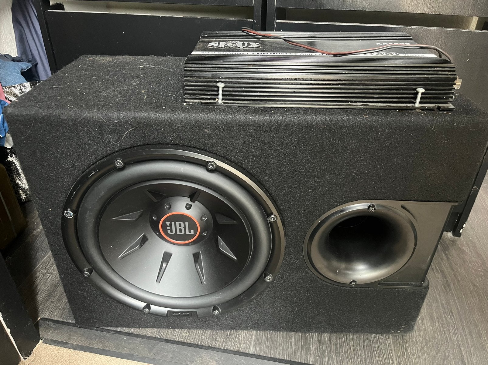 JBL subwoofer + versterker, Ophalen, Zo goed als nieuw