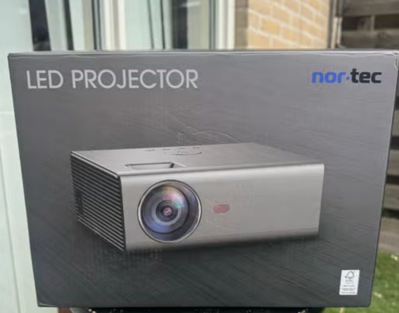 Nor-tec LCD Projector - Zo goed als nieuw, Ophalen, Zo goed als nieuw