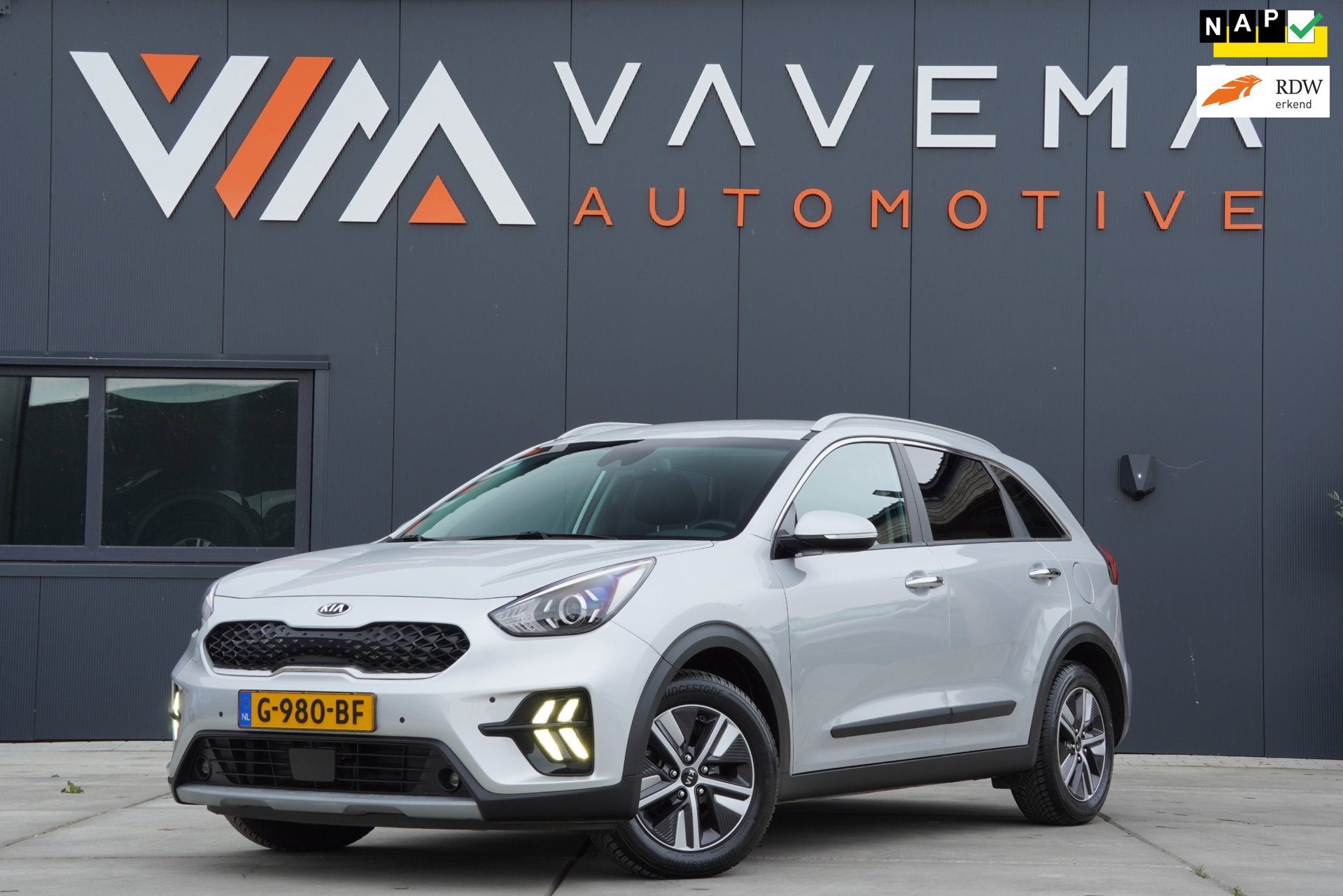 Kia Niro 1.6 GDi Hybrid DynamicLine 2019 Camera Navi Airco C, Auto's, Automatische klimaatregeling, Stof, Gebruikt, Origineel Nederlands
