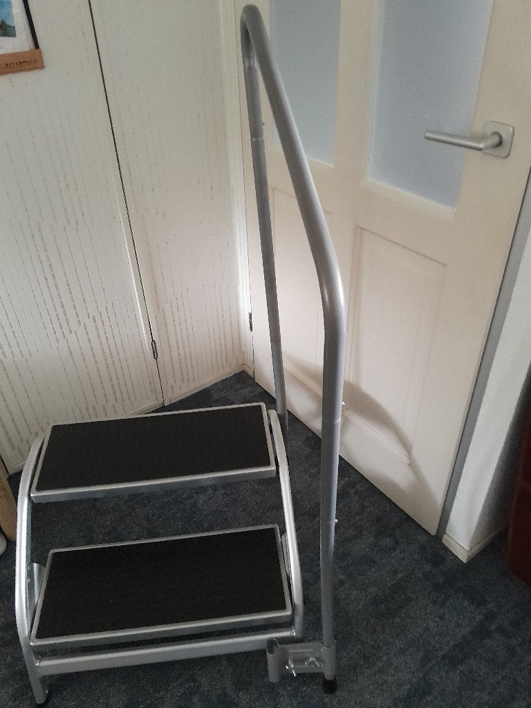 ***HABA DARWIN XL ALUMINIUM OPSTAPJE MET BROOKLYN BEUGEL.***, Ophalen, Zo goed als nieuw