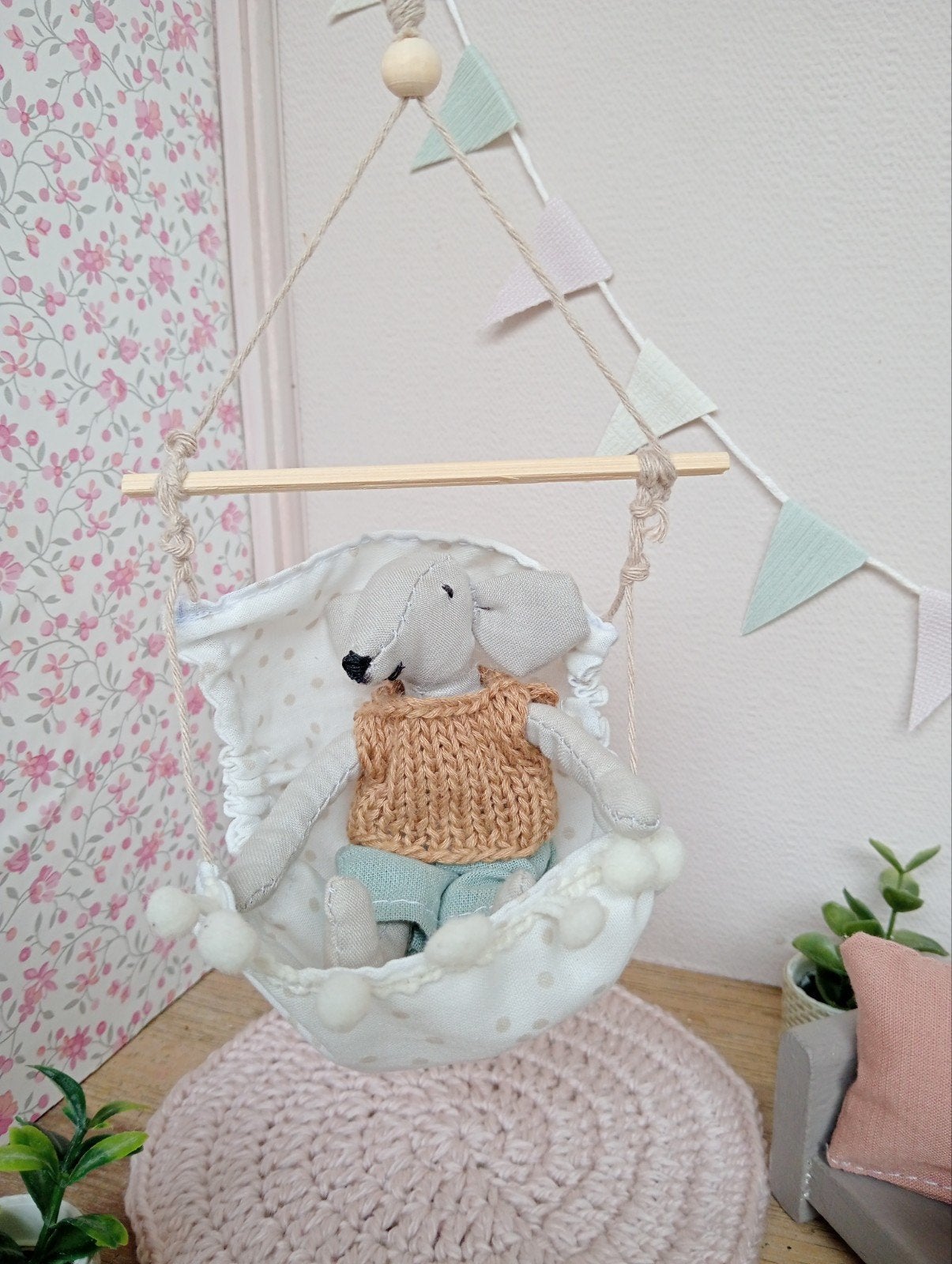 Hangstoel muizenhuis/poppenhuis, Verzamelen, Poppenhuizen en Toebehoren, Ophalen of Verzenden, Nieuw, Poppenhuis