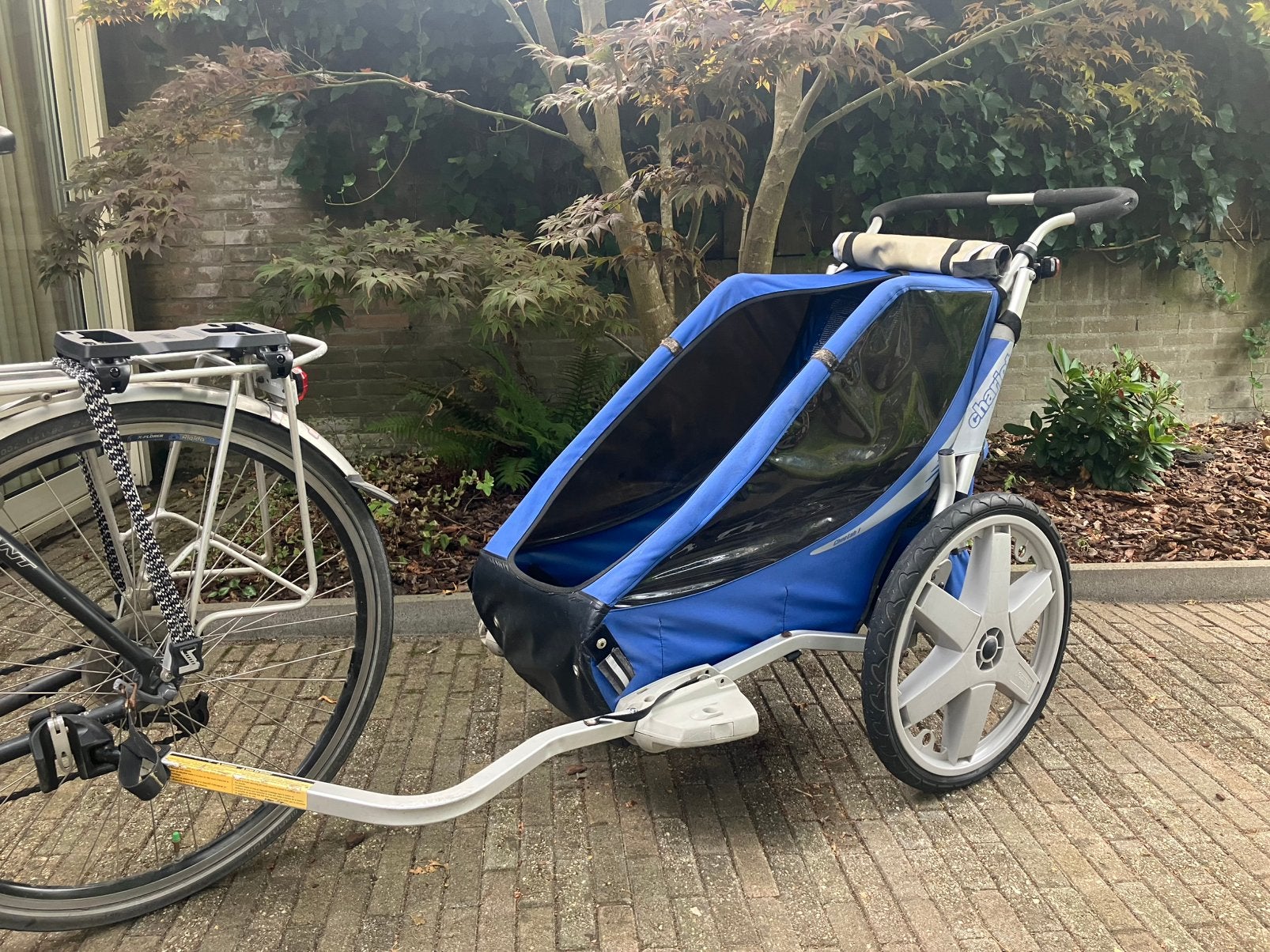 Chariot Fiets / wandel karretje, Ophalen, Gebruikt, Opvouwbaar, 20 tot 40 kg