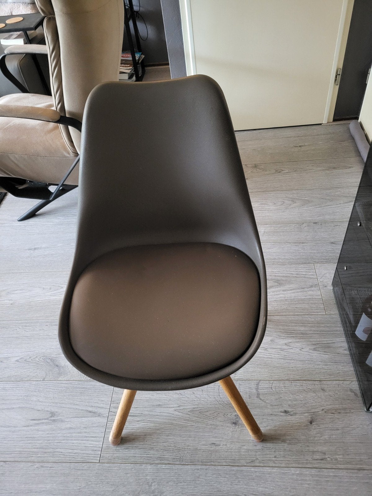 eetkamerstoel 6 stuks. €80, Gebruikt, Overige kleuren, Vijf, Zes of meer stoelen, Ophalen