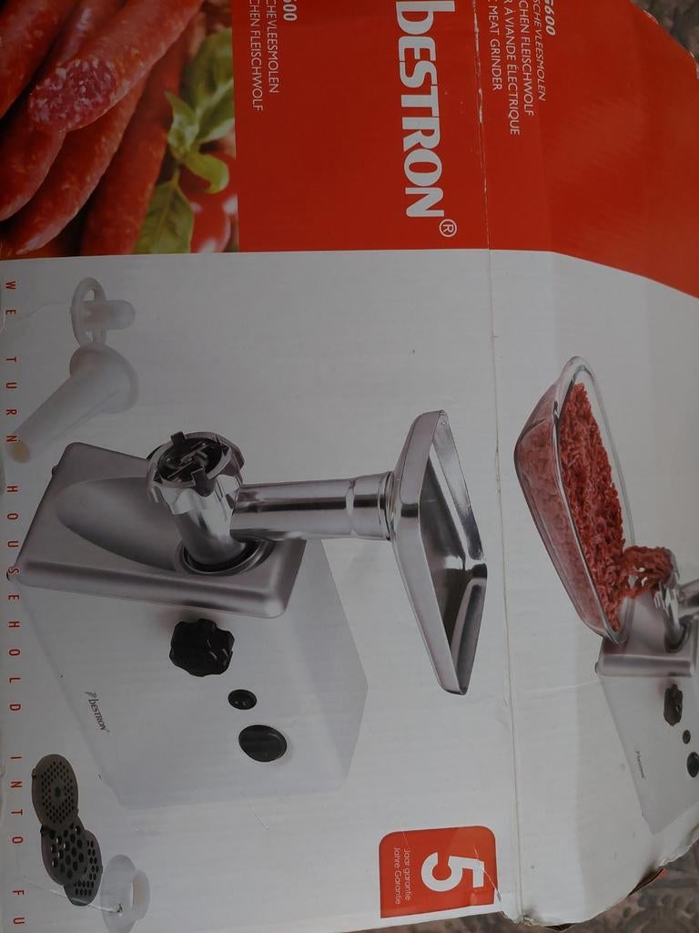 Bestron vleesmolen nog nieuw in de doos, Witgoed en Apparatuur, Frituurpannen, Ophalen of Verzenden, Nieuw