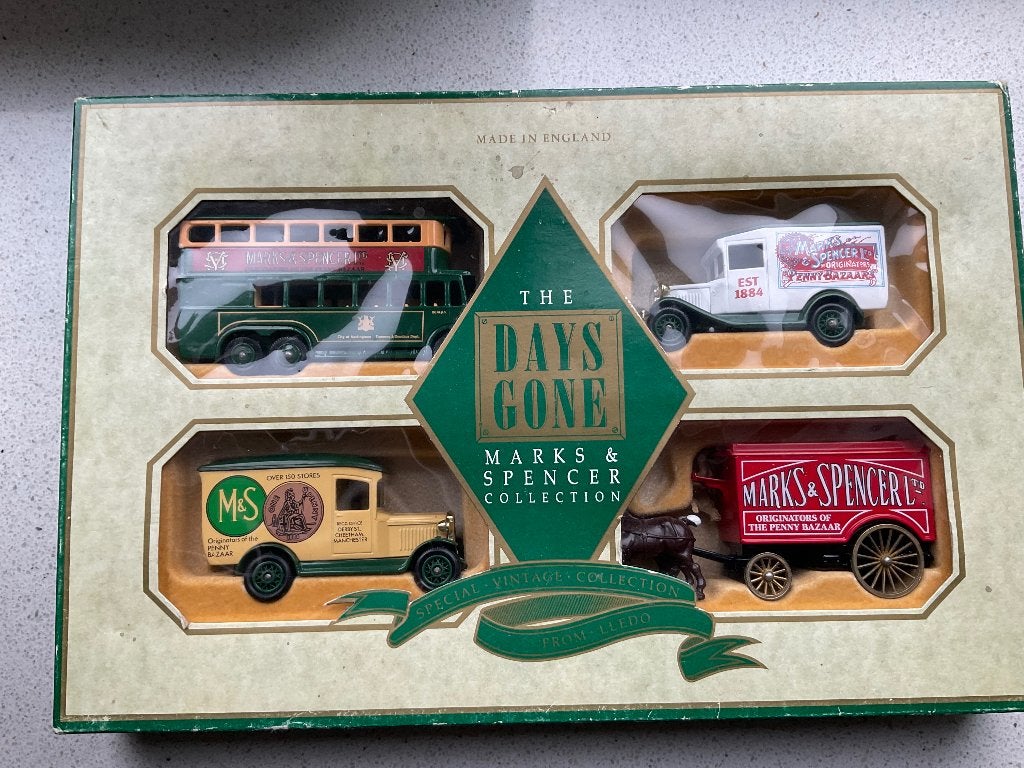 Lledo Days Gone Marks & Spencer Collection mint/box set van4, Verzenden, Zo goed als nieuw, Auto, Overige merken