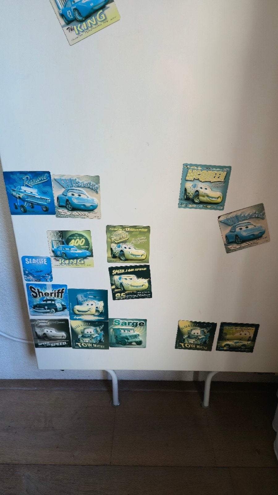 Disney Cars magneten set -  auto's, Ophalen of Verzenden, Overige figuren