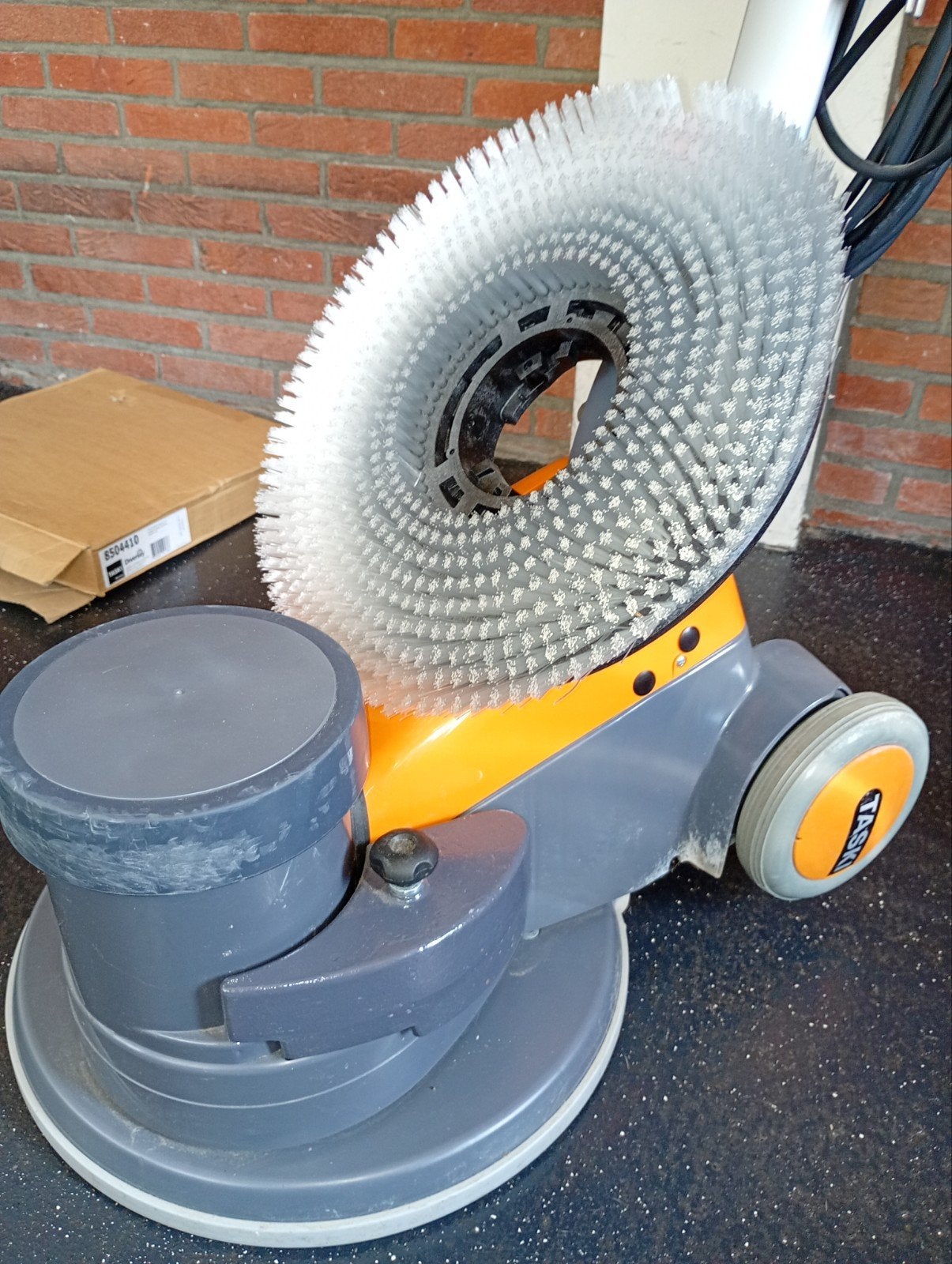 Diversey TASKI 165 43DLS Schrobmachine 34 kg, Huis en Inrichting, Ophalen