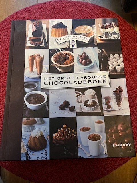 NIEUW! Het grote Larousse Chocoladeboek, Boeken, Ophalen of Verzenden, Nieuw, Taart, Gebak en Desserts