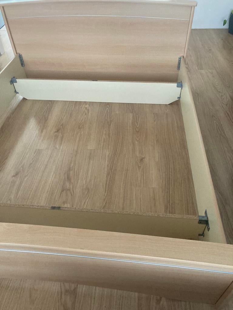 Tweepersoonsbed 160x200, Gebruikt, Bruin, Tweepersoons, Ophalen of Verzenden