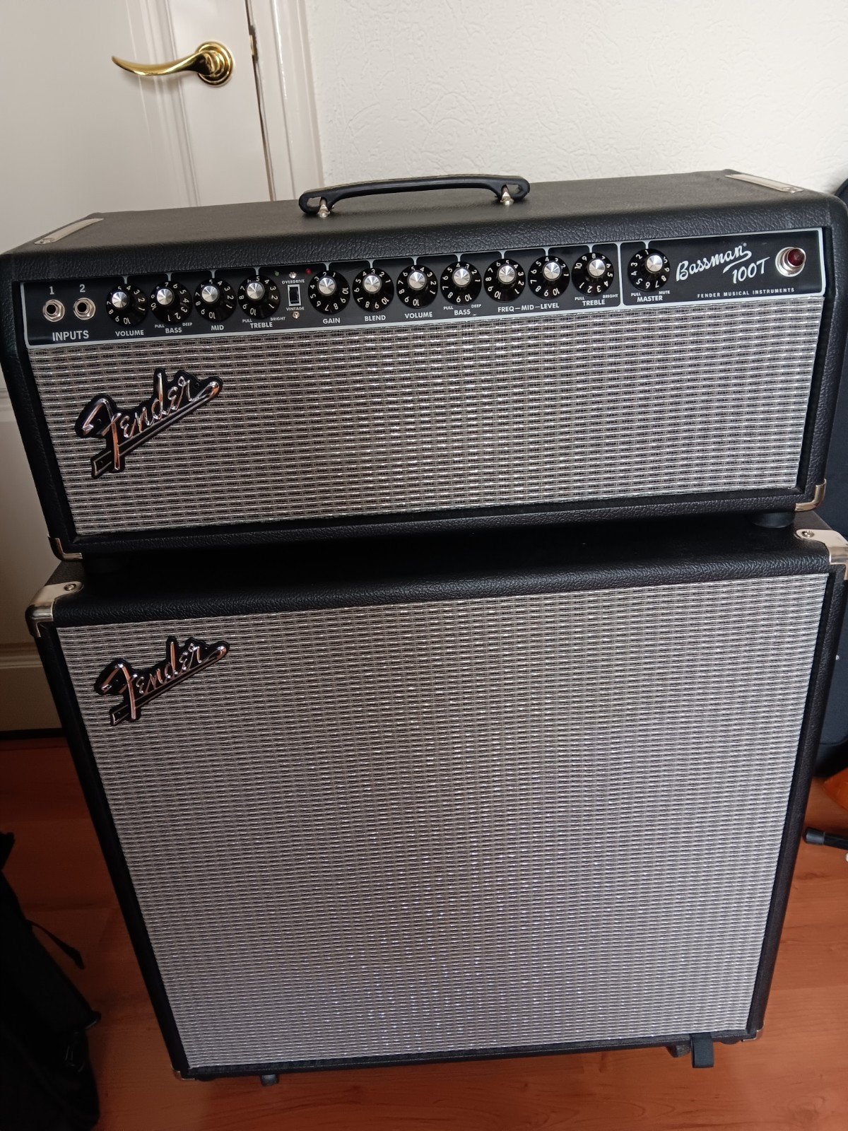 Fender Bassman 100t + Bassman 410 neo., Muziek en Instrumenten, Versterkers | Bas en Gitaar, Zo goed als nieuw, Basgitaar, 50 tot 100 watt
