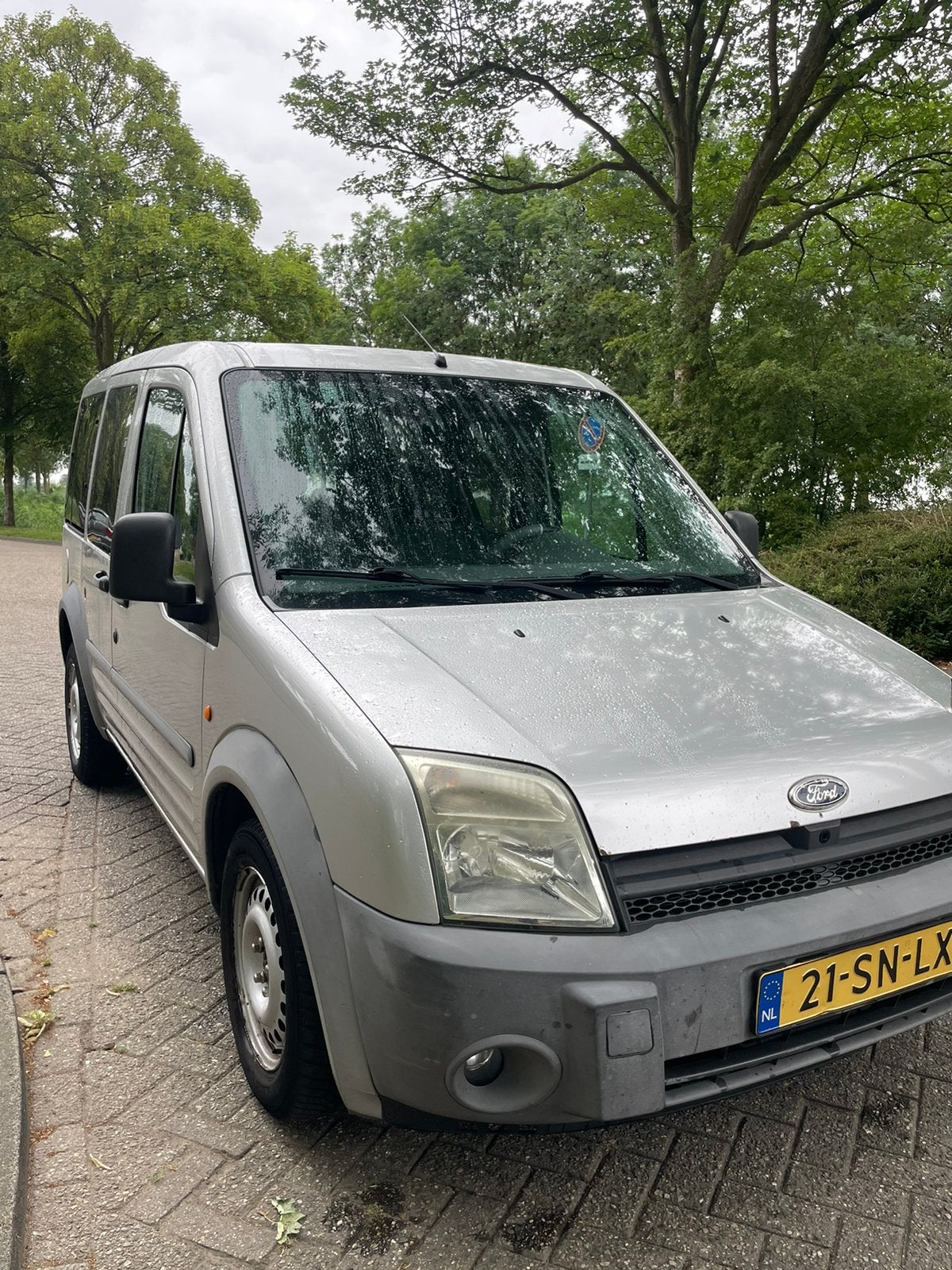 Ford Tourneo Connect 1.8 SWB 2006 Grijs, Auto's, Ford, Voorwielaandrijving, 745 kg, 4 cilinders, 75 €/maand