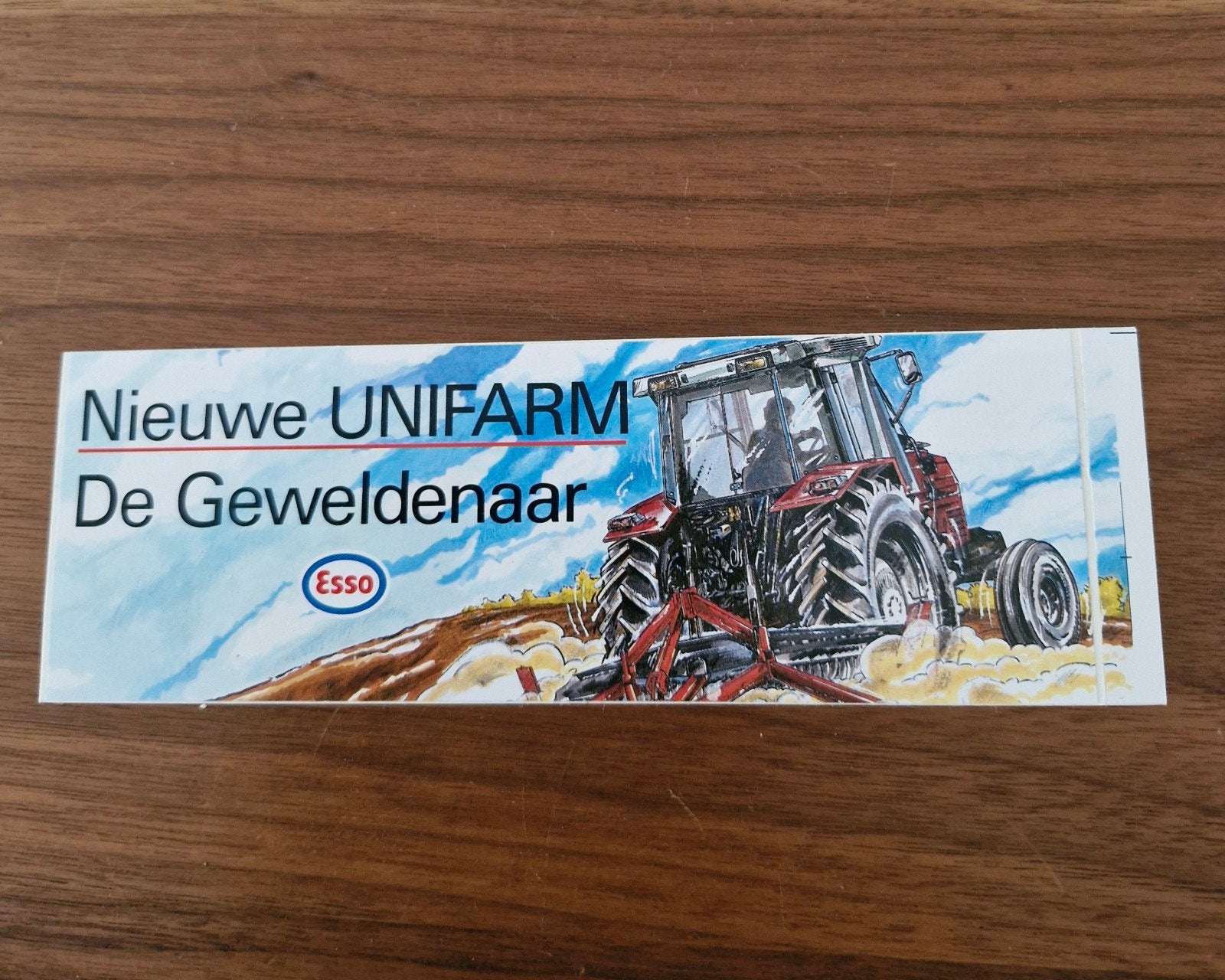 1101 Sticker Nieuwe UNIFARM De Geweldenaar Esso Tractor 20x6, Verzamelen, Ophalen of Verzenden, Nieuw, Overige typen