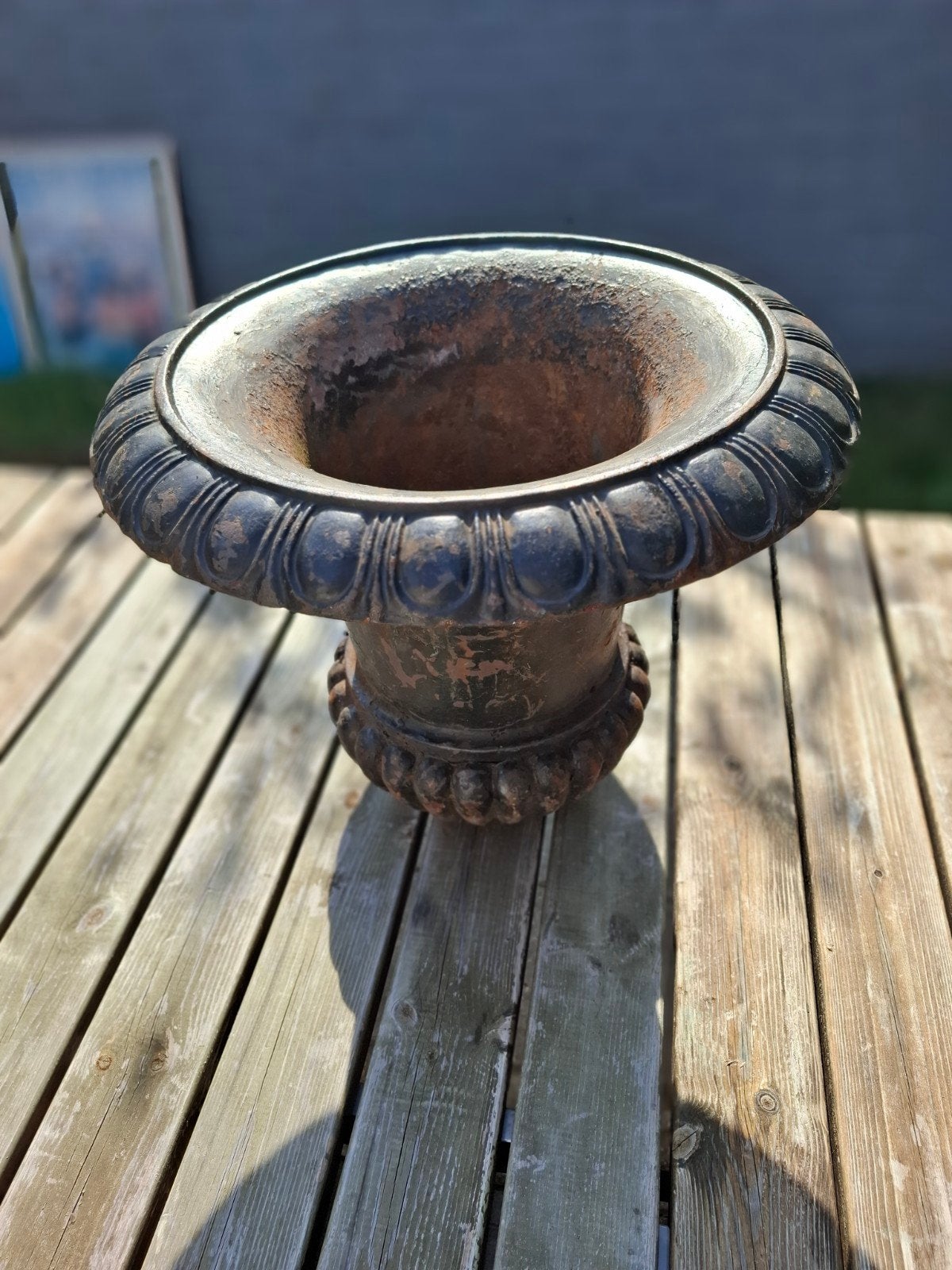 Antieke gietijzeren plantenbak / urn, Antiek en Kunst, Ophalen