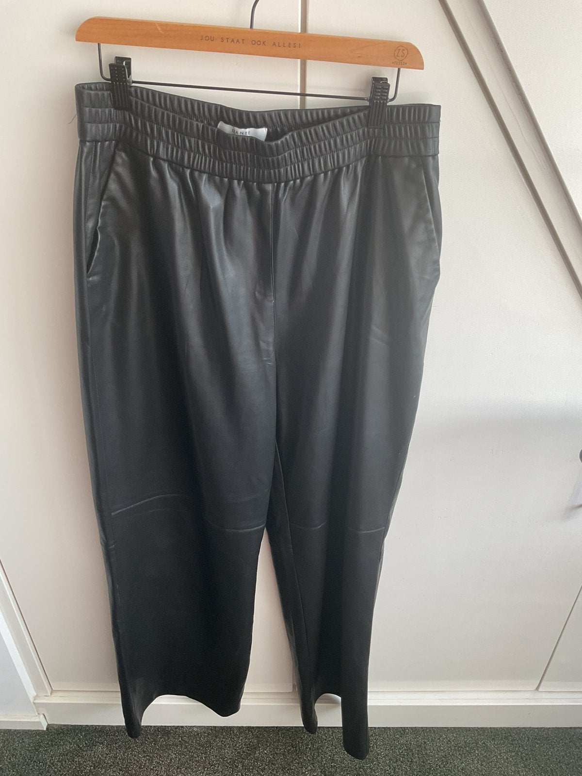 Dante6 vegan leather wide leg broek maat 5, Zwart, Maat 42/44 (L), Ophalen of Verzenden, Zo goed als nieuw