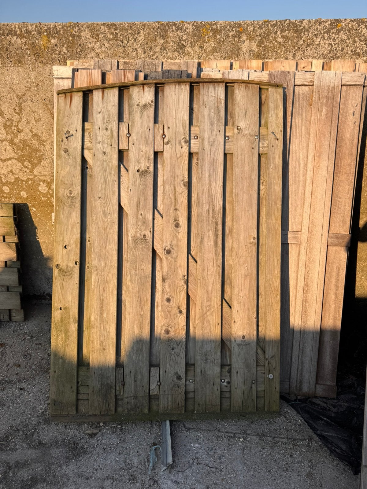 Brede poort deur, Tuin en Terras, Ophalen, Gebruikt, 100 tot 150 cm, Draaipoort