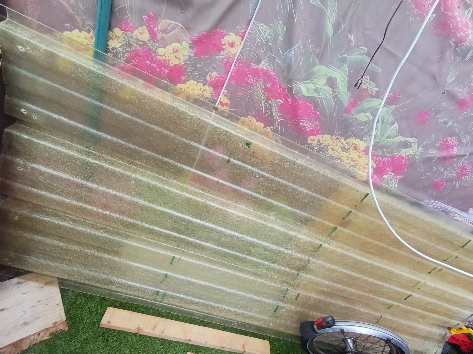Overdakking/houtplanken gratis, Tuin en Terras, Palen, Balken en Planken, Ophalen of Verzenden, Minder dan 180 cm, Palen