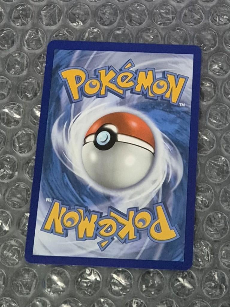Full Art Trainer Avery 187/198 Chilling Reign Sword & Shield, Ophalen of Verzenden, Zo goed als nieuw, Losse kaart, Foil