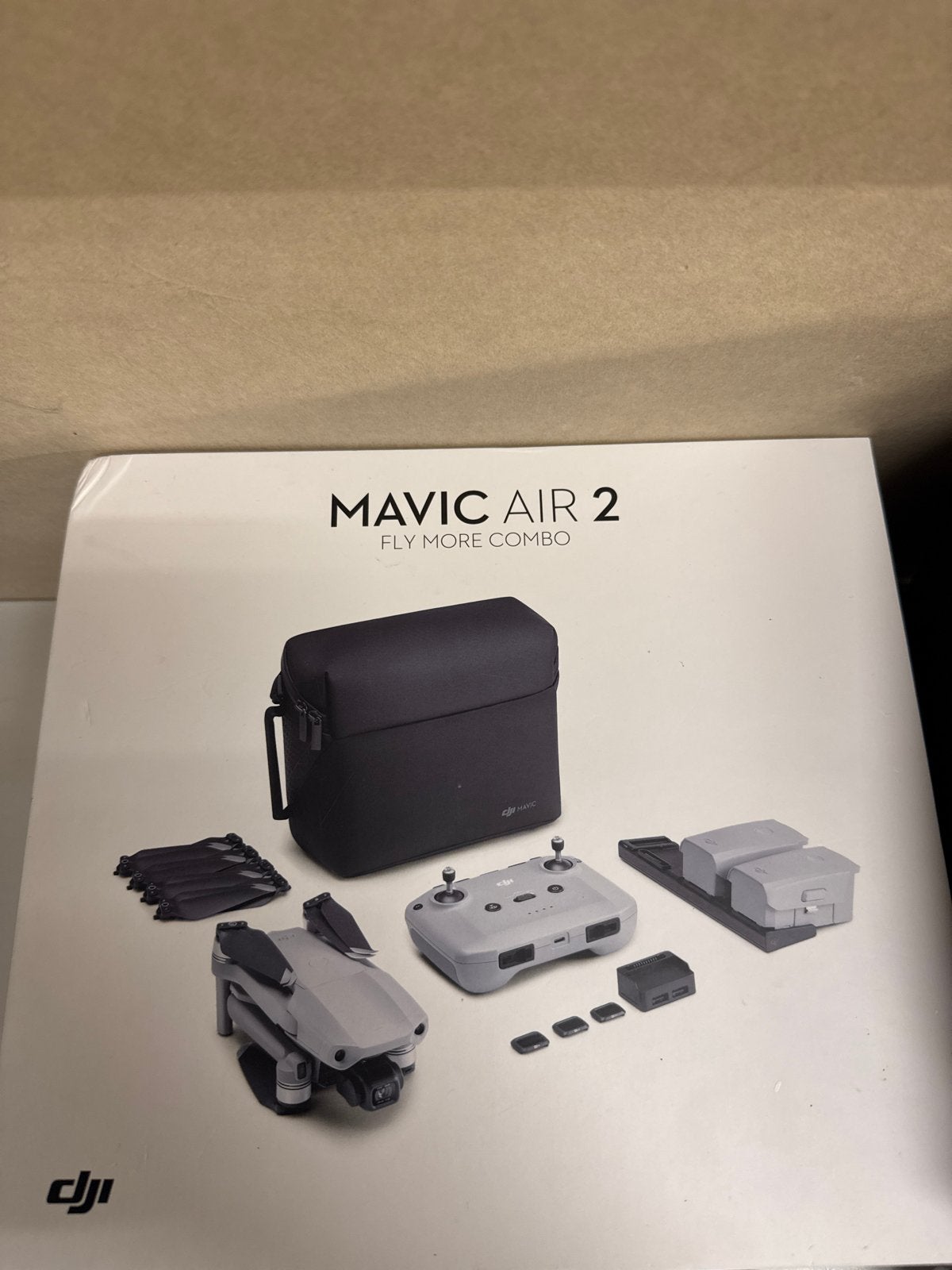 DJI Mavic Air 2 Fly More Combo - Complete set, 250 tot 900 gram, 30 tot 45 minuten, Cameradrone, 5 tot 10 kilometer