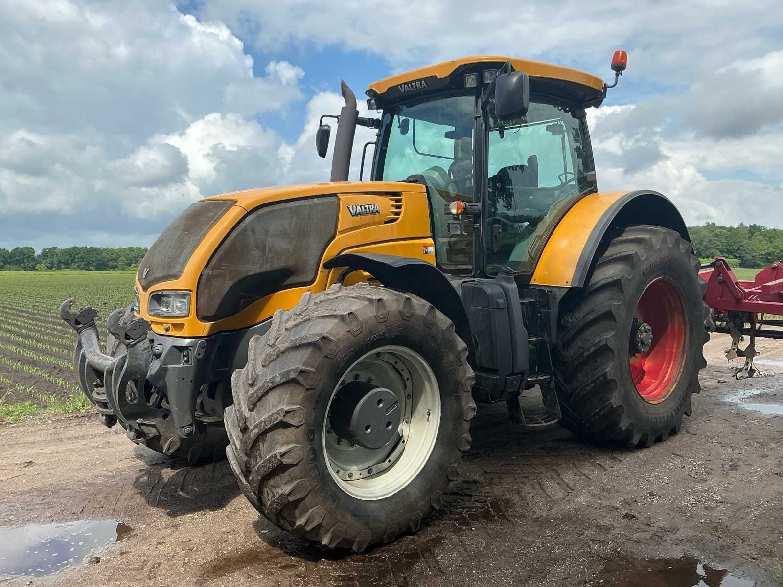 2007 Valtra S352, Zakelijke goederen, Gebruikt, Overige merken