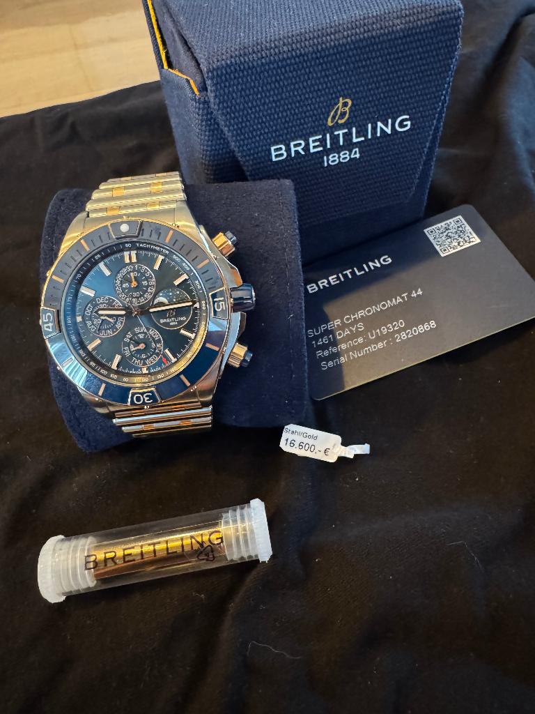 Breitling Super Chronomat 44 Four-Year Calendar, Staal, Breitling, Polshorloge, Ophalen of Verzenden