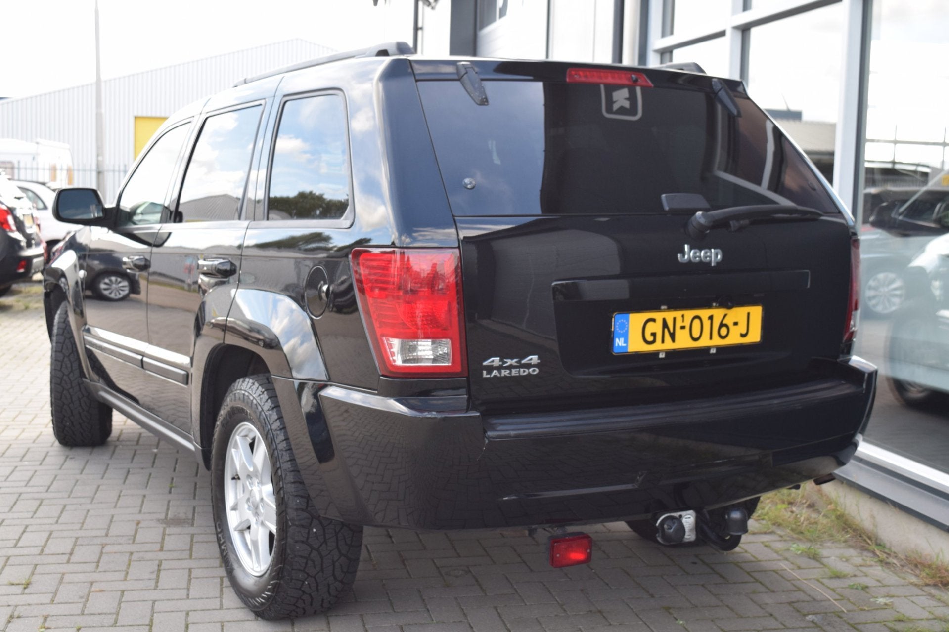 Jeep Grand Cherokee 3.7 V6 Laredo | Automaat | Airco | APK 1, Auto's, Automaat, Gebruikt, 201 pk, Verwarmde buitenspiegels