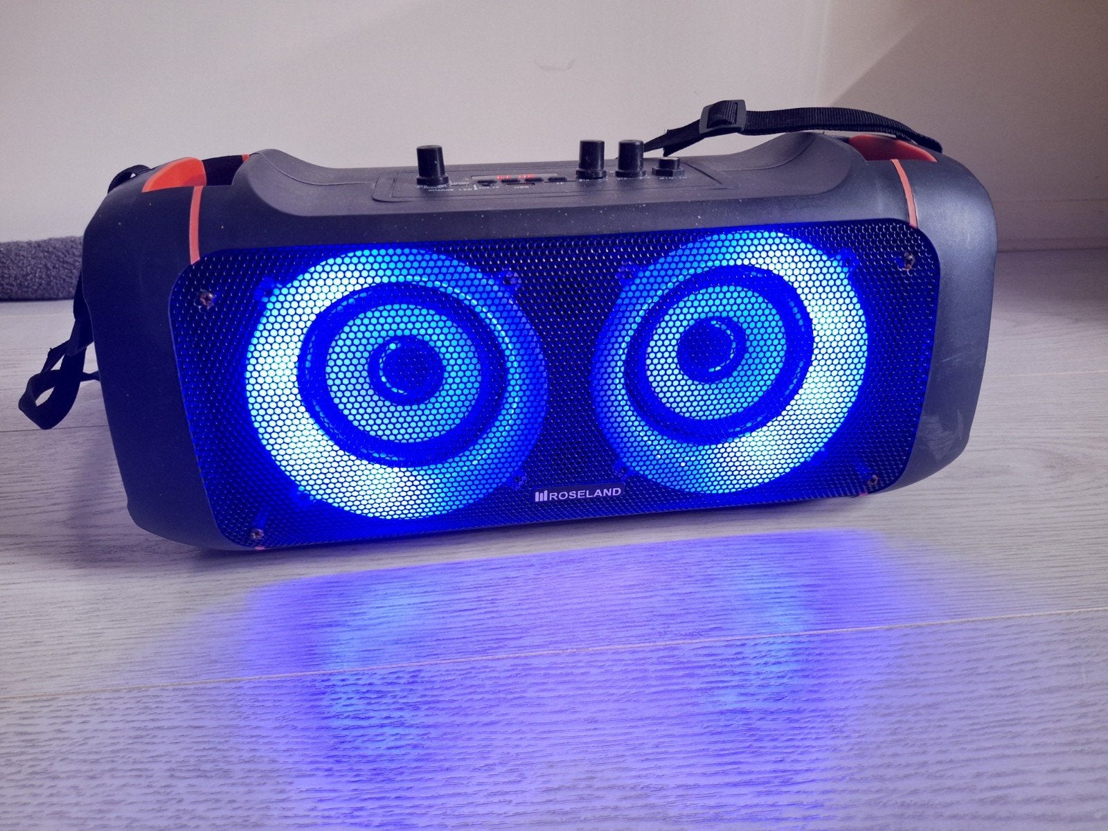 Roseland  Party speaker RS-500 - 20 Watt RGB Color changing, Gebruikt, Bluetooth, Overige typen, Minder dan 60 watt