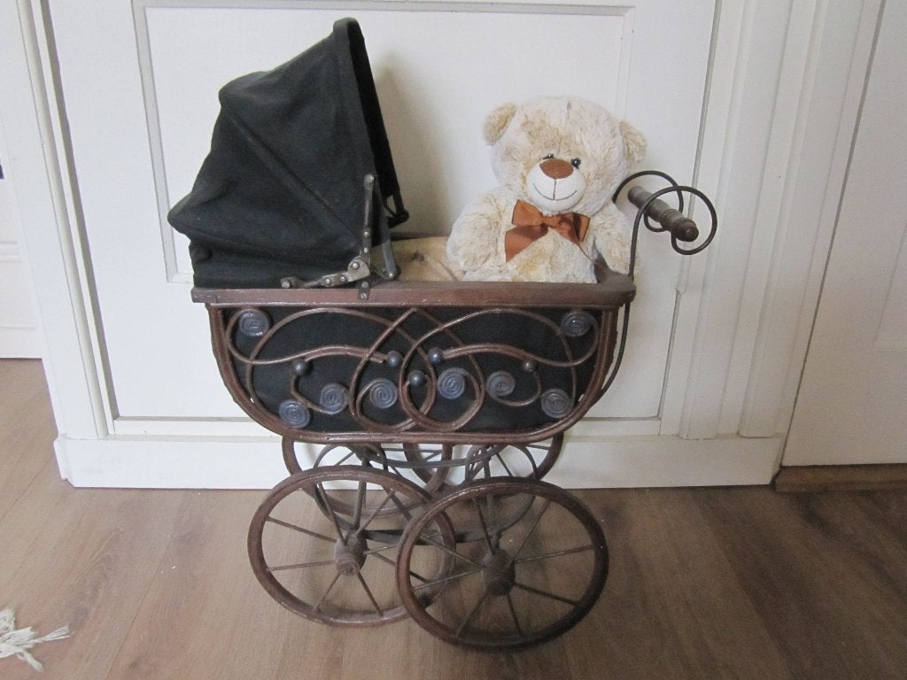 Antieke poppenwagen, Antiek en Kunst, Ophalen