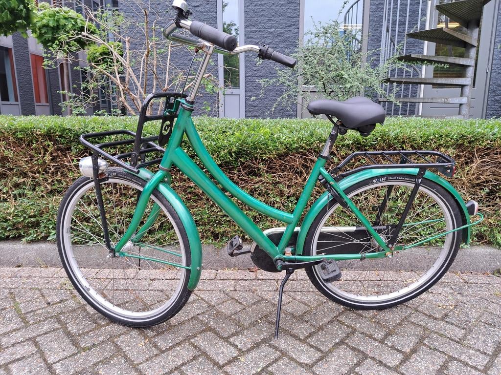 Kleine damesfiets 26 inch met voordrager, Fietsen en Brommers, Ophalen of Verzenden
