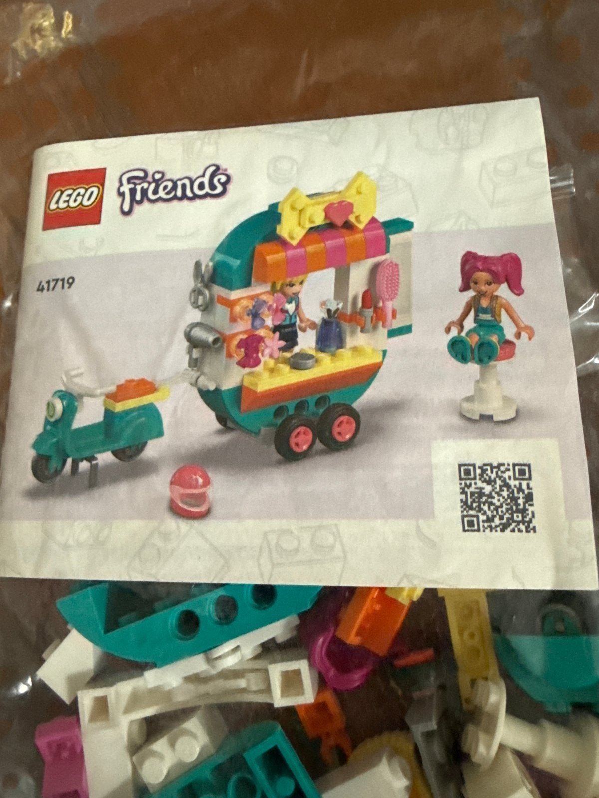 Lego Friends Mobiele Kapsalon (41719) - Compleet, Lego, Friends, Ophalen of Verzenden, Zo goed als nieuw