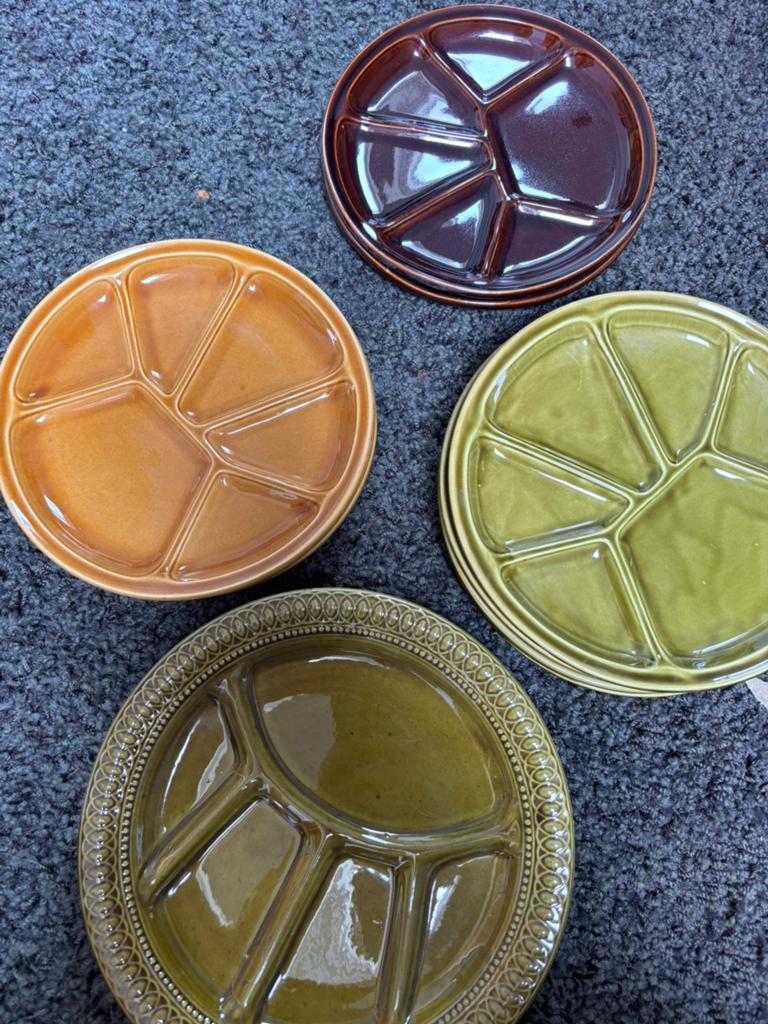 12 borden vintage van gien france in 4 verschillende kleuren, Antiek en Kunst, Ophalen of Verzenden