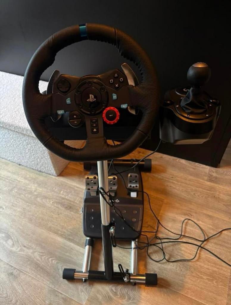 Wheel stand pro-V2 Logitech + racing wheel + driving shifter, Spelcomputers en Games, Ophalen, Zo goed als nieuw, PlayStation 5