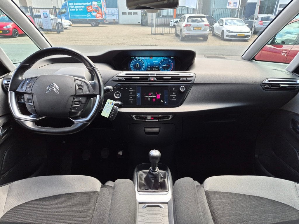 Citroen C4 Picasso 1.2 PureTech Exclusive|Trekhaak|Camera, Voorwielaandrijving, Stof, Gebruikt, 1199 cc