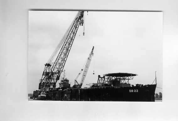 scheepvaart-foto-DB 22, Ophalen of Verzenden, Zo goed als nieuw, Motorboot, Boek of Tijdschrift