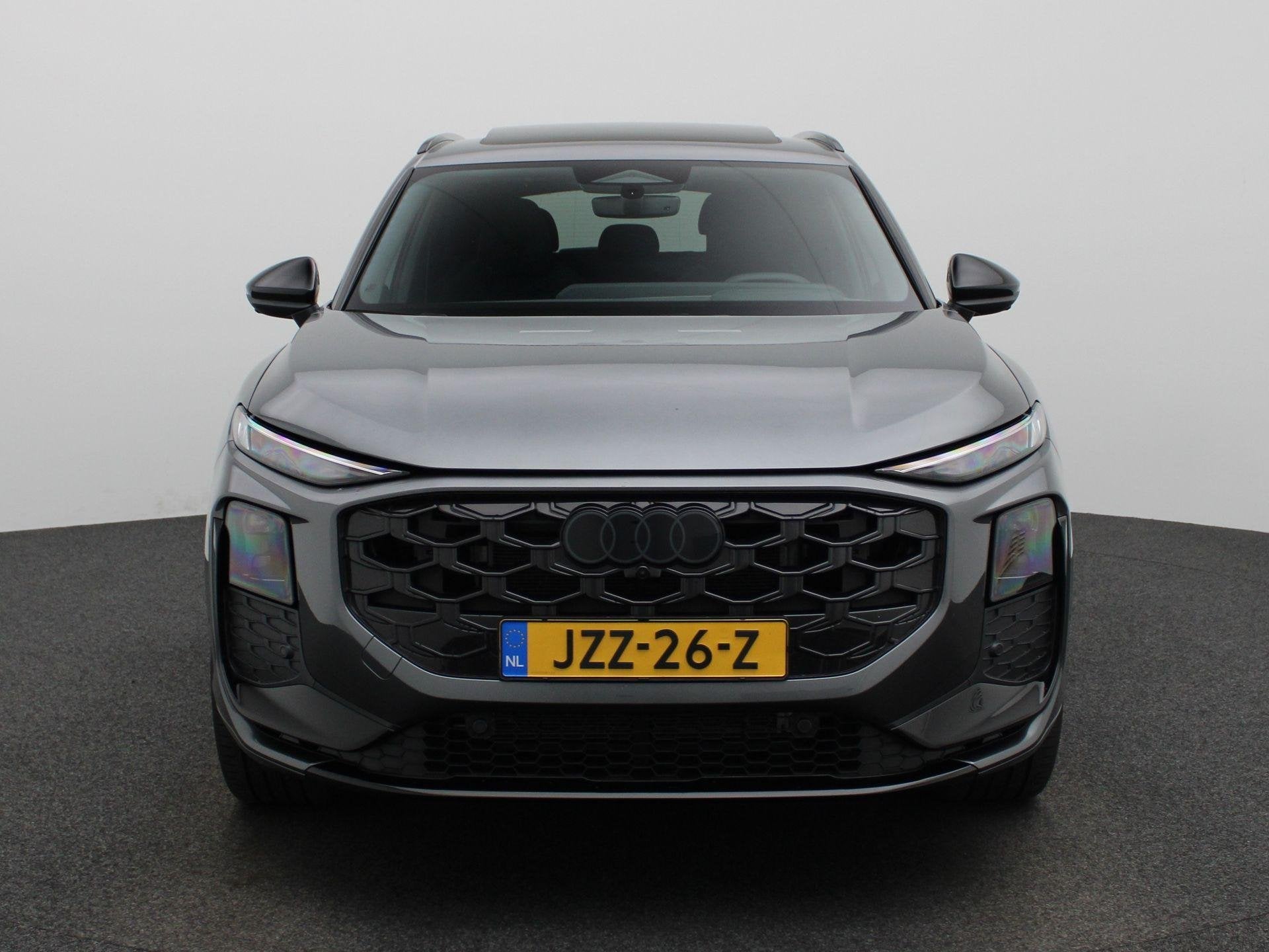 Audi Q3 1.5 e-hybrid S edition 272 PK | S-line | Automaat |, Auto's, Audi, 12 maanden, 1800 kg, 1498 cc, 4 cilinders