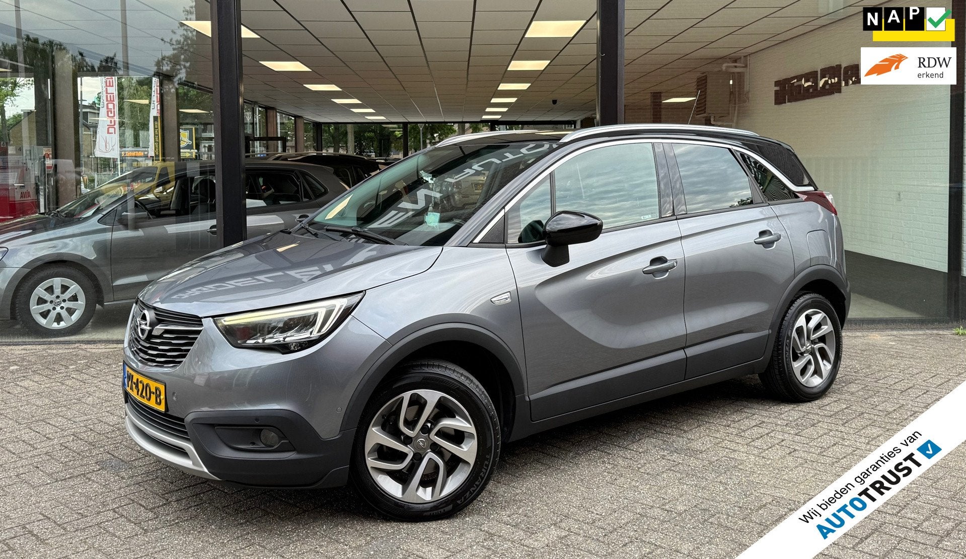 Opel Crossland X 1.2 Turbo Innovation CAMERA | HUD | BSW | N, Auto's, Dealer onderhouden, Gebruikt, 1199 cc, 49 €/maand