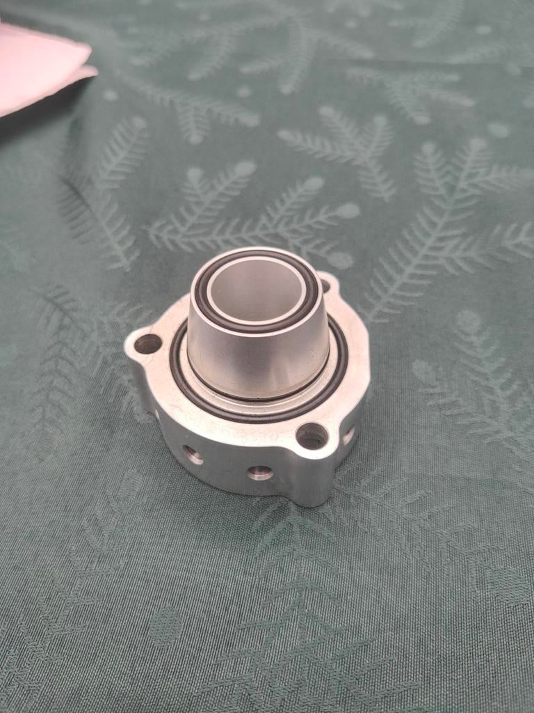 FORGE MOTORSPORT BLOW OFF ADAPTER VOOR VW , SEAT,AUDI ,SKODA, Ophalen of Verzenden