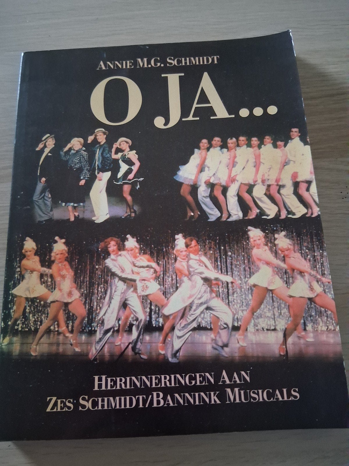 O Ja... Herinneringen aan zes Schmidt/Bannink Musicals, Ophalen of Verzenden, Gelezen, Annie M.G. Schmidt