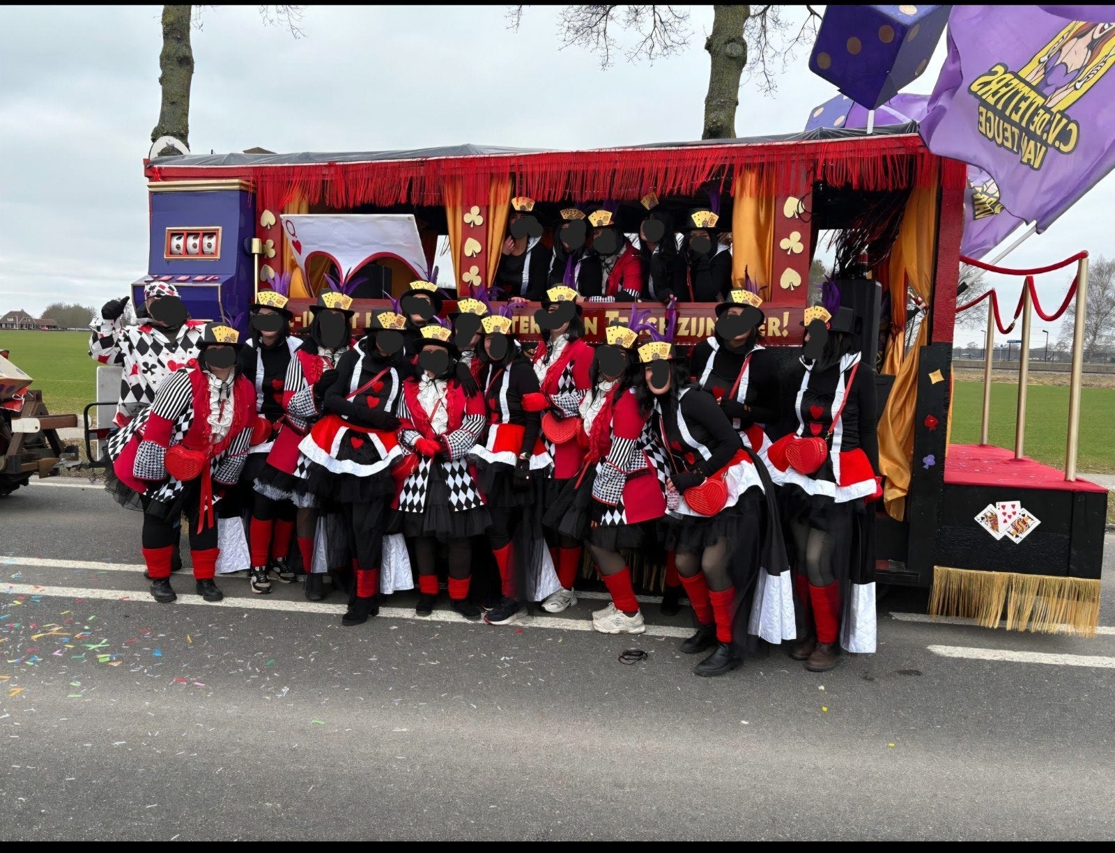 carnavals groep kleding thema casino, 15 pakken, Kleding | Dames, Maat 38/40 (M), Carnaval, Ophalen of Verzenden, Kleding