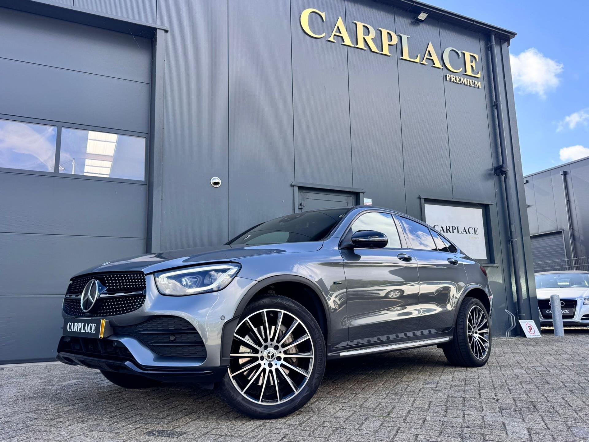 Mercedes-Benz GLC-klasse Coupé 300e 4MATIC Premium Plus, Auto's, Automaat, Euro 6, 4 cilinders, 2000 kg