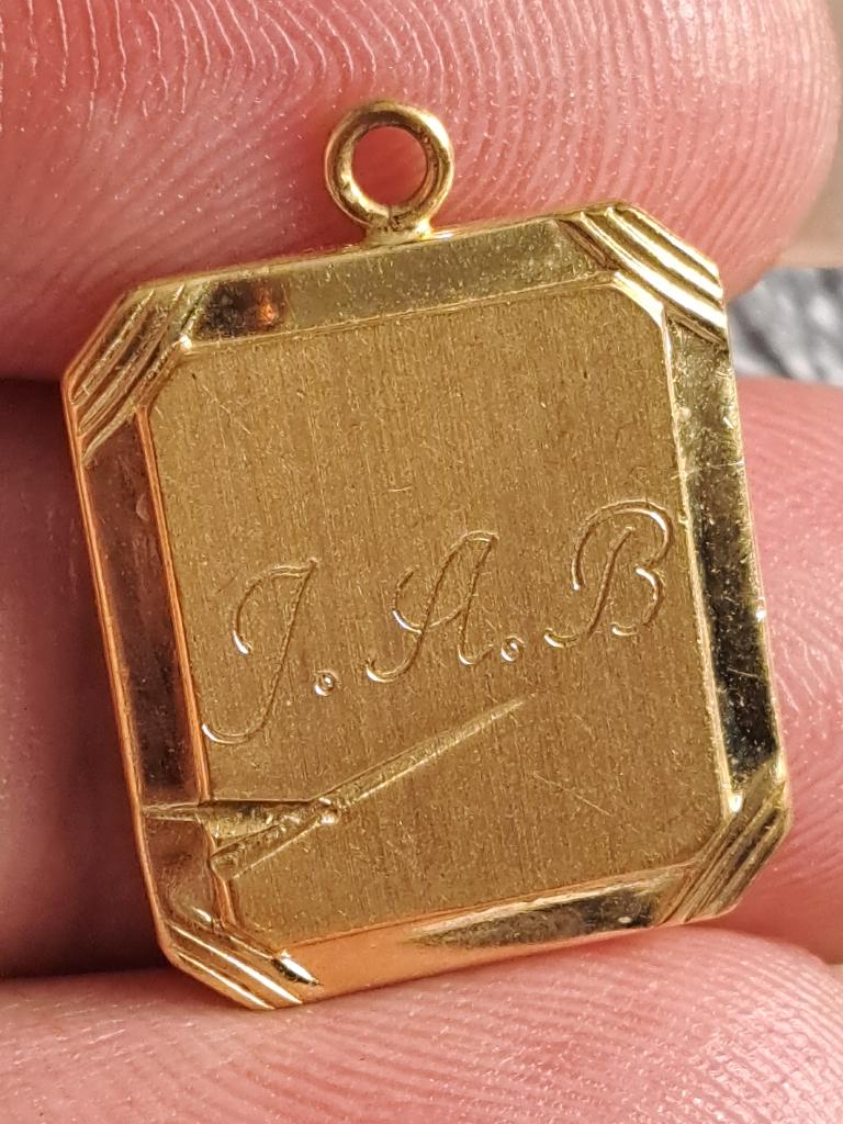 Te koop een 18krt Gouden Hanger gekocht op marktplaats, Ophalen of Verzenden, Zo goed als nieuw, Goud, Goud